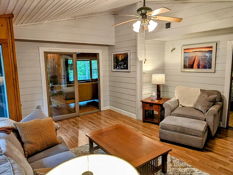 524 Stornoway Dr — Photo 22