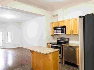 1330 Queen St #1334-2, Halifax, NS B3J2H5