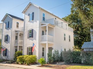 1215 Schirmer Ave, Mount Pleasant, SC 29464