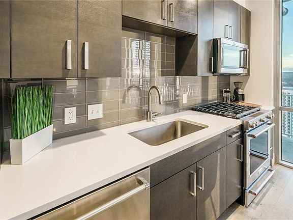 5th image of 222 West Ave Unit 2304