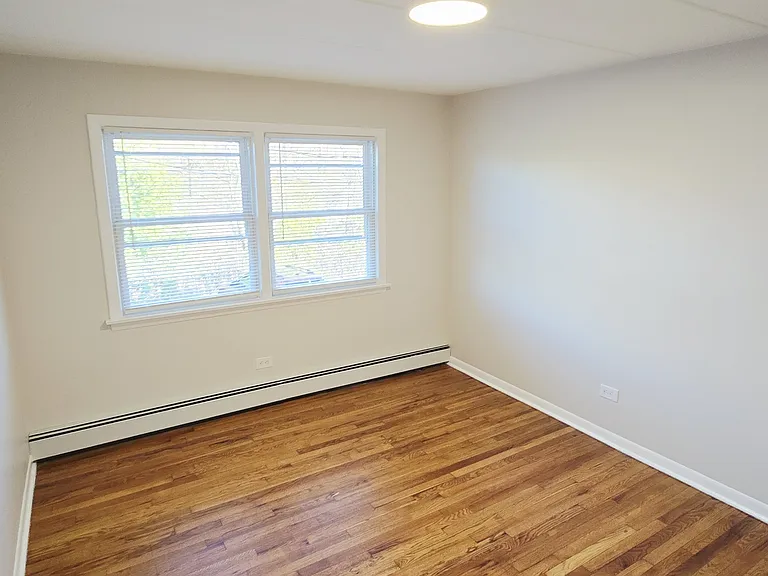 11011 - 13 South Lloyd Drive - #9 — Photo 14