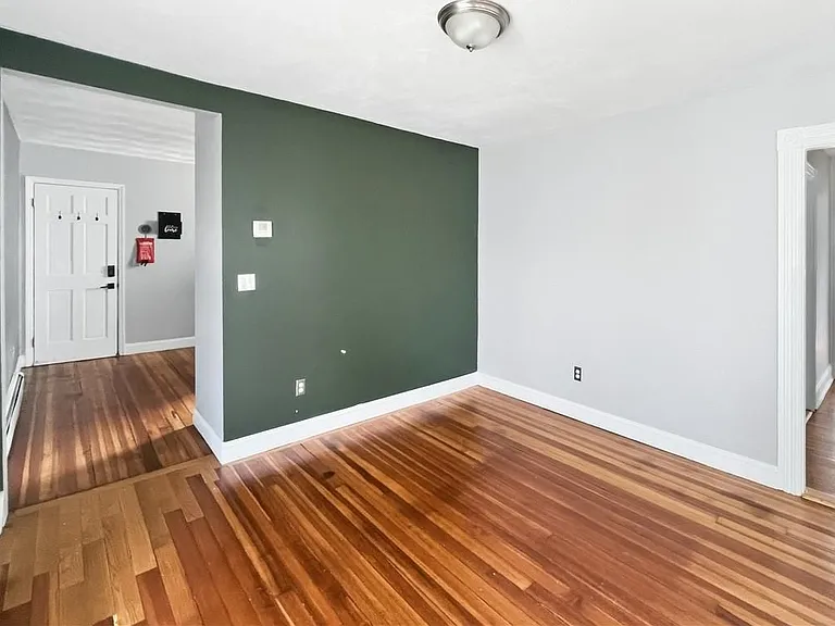 362 Weeden St — Photo 12