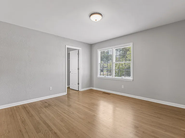 620 Lindsay Ave — Photo 24