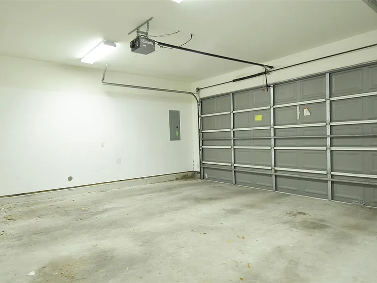 3408 La Branch St #B — Photo 7