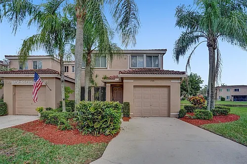 1726 SW 110th Ter Photo 1
