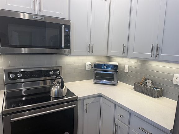 5th image of 69 Foundry St #513