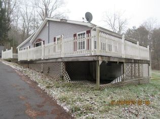 280 Upper Rock Creek Rd, Rock Creek, WV 25174
