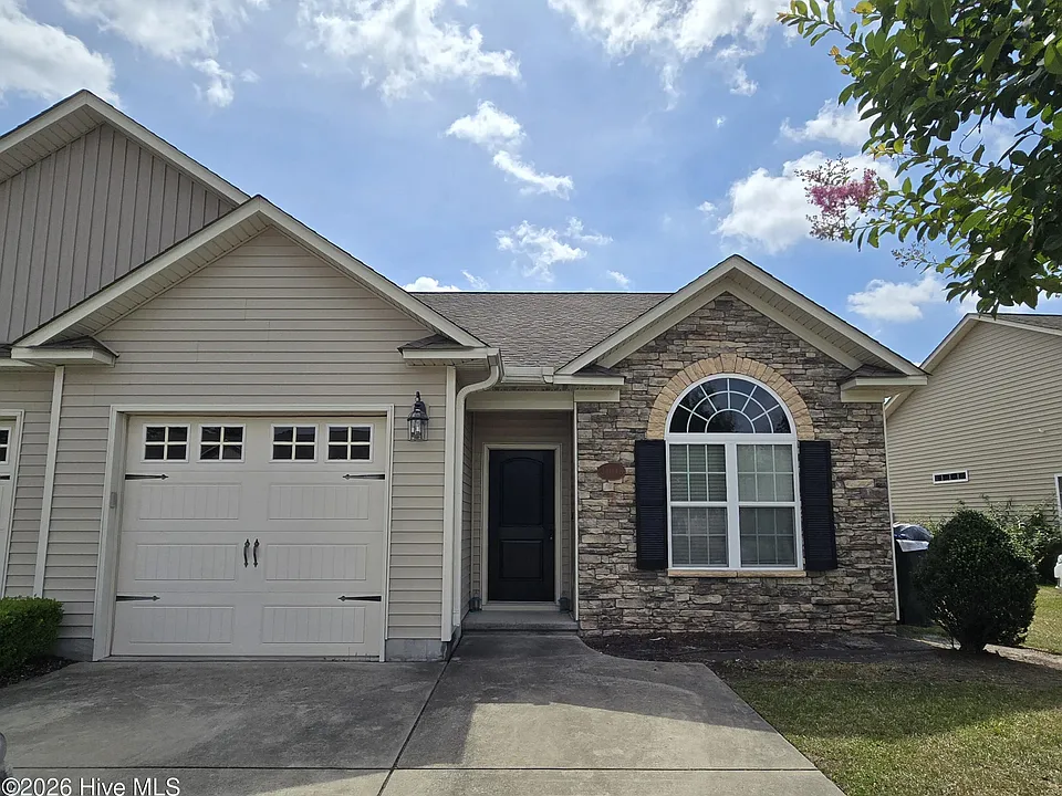 3404 Ellsworth Dr #B