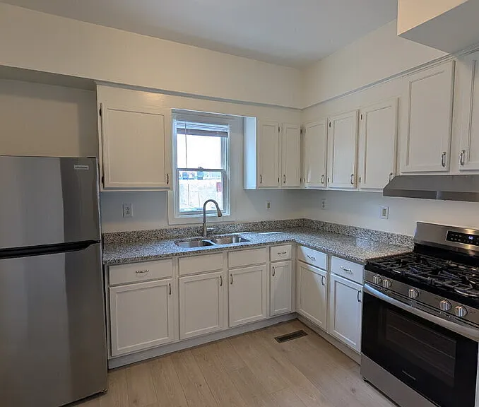 3107 Dupont Ave N #1 — Photo 21