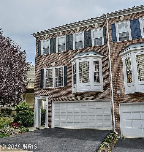 1st image of 5745 Governors Pond Cir