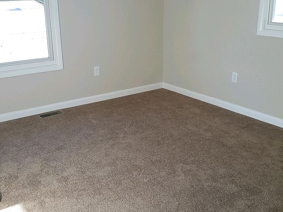 3rd image of 2938 Cochran Ave S
