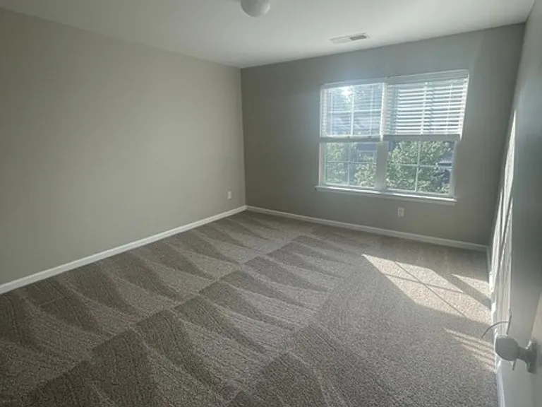 1025 Cedar Village Trl — Photo 7