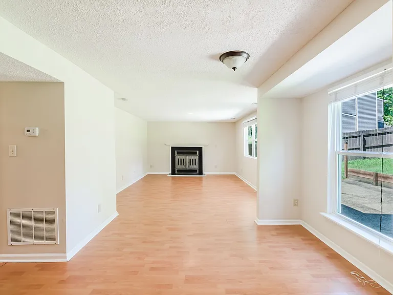5520 Lacy Rd — Photo 33