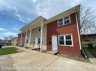 2704 Magnolia Dr #2706, Bettendorf, IA 52722
