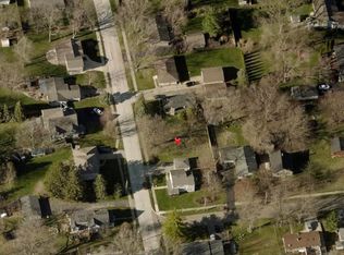 820 N Van Buren St, Batavia, IL 60510