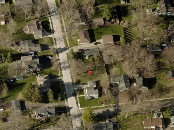 820 N Van Buren St, Batavia, IL 60510