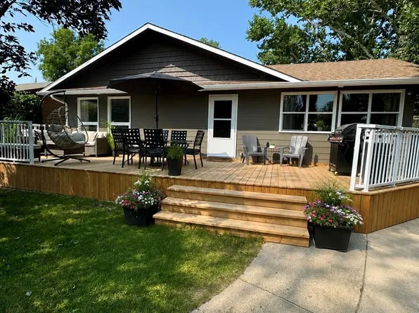 183 Poplar Ln, Wee Too Beach, SK S0G 1C0