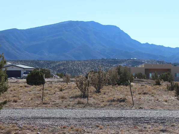 7 Mustang Rd, Placitas, NM 87043
