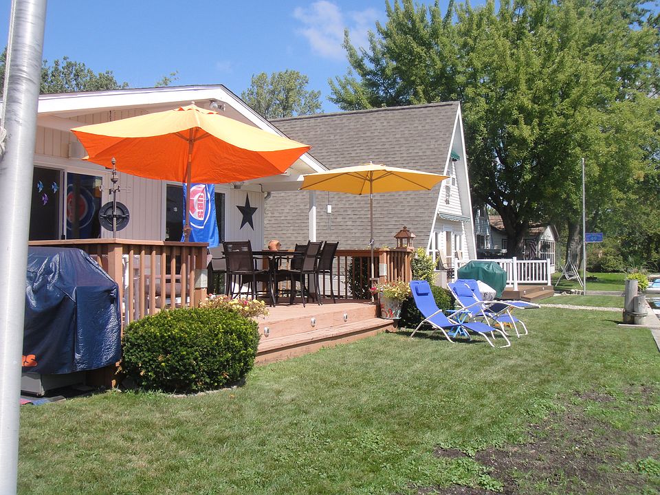 Lake Side Faces West