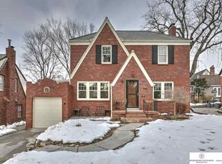 5810 Webster St, Omaha, NE 68132