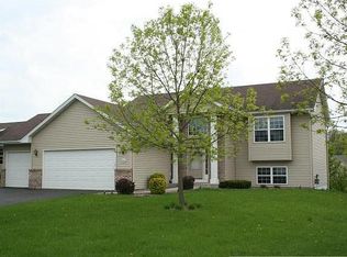 836 Deer Field Rd, Watertown, MN 55388