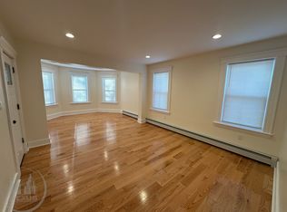 64 Southgate St #2, Worcester, MA 01603