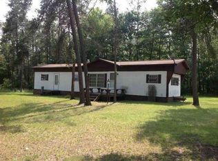 W5608 Deer Park Dr, New Lisbon, WI 53950