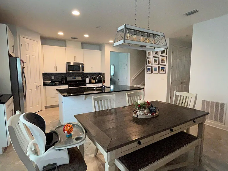 14043 Prater Ct — Photo 11