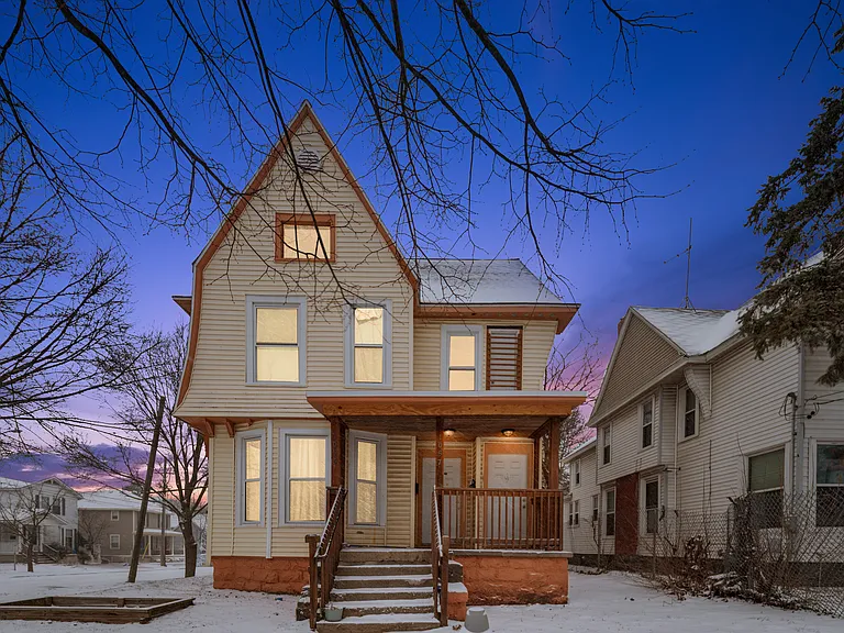 1055 Madison Ave SE — Photo 9