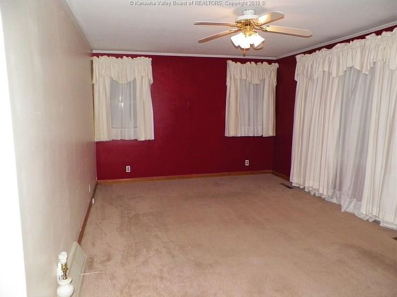 4th image of 3416 Lee Ave