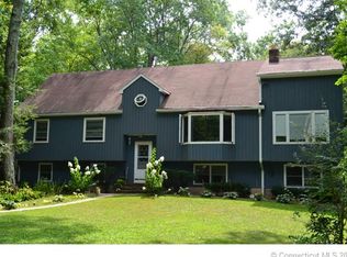 83 Grasslands Rd, Southbury, CT 06488