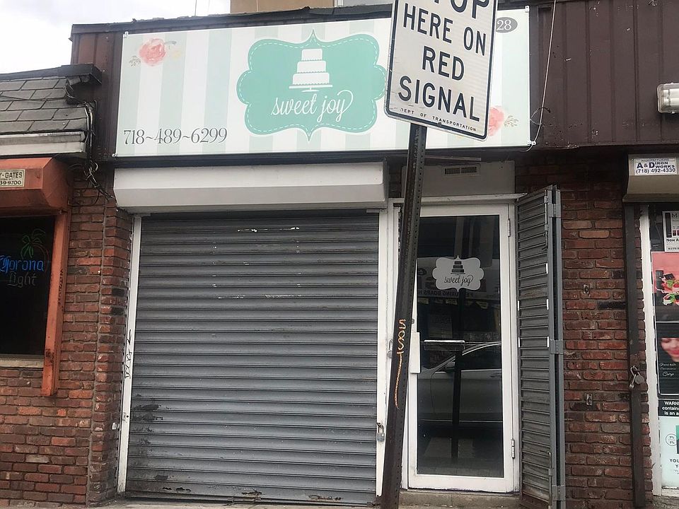 1st image of 28 Giffords Ln #Storefront