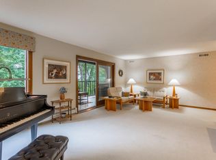 8430 Pennsylvania Rd APT 214, Bloomington, MN 55438