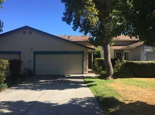 52 Calhoun St, Vallejo, CA 94590