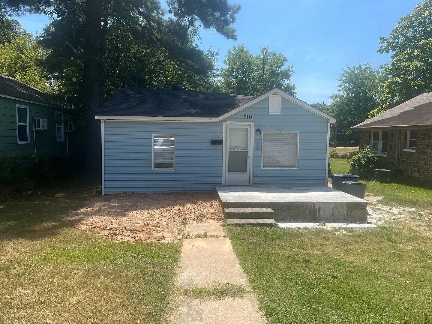 3 Bedroom 1 bath Home — Photo 2