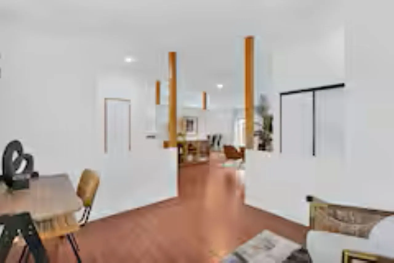 3 bed, $4,000 — Photo 4