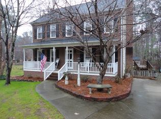 2105 Beachwood Dr, Sanford, NC 27330