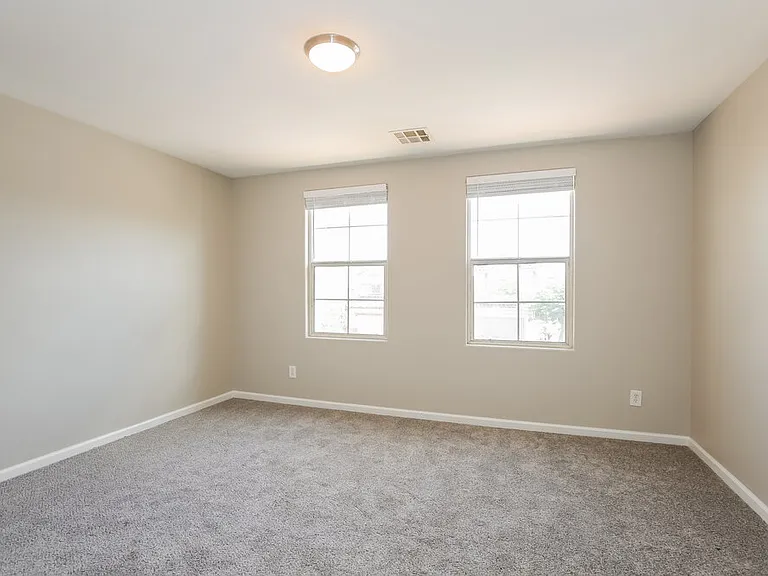 9790 Splendor Sky Ave — Photo 14