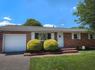 114 Return Rd, Roanoke, VA 24019