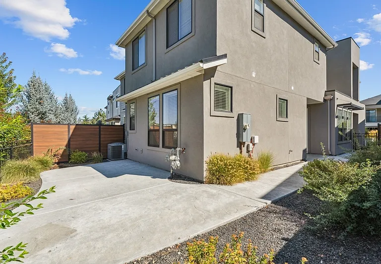 3243 S Sedgebrook Ln — Photo 47