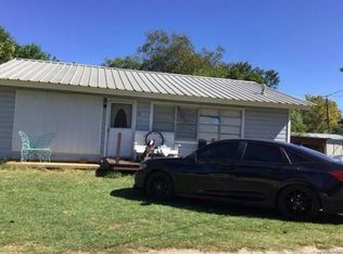 134 Sycamore St, Alto, TX 75925
