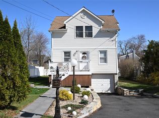 323 Birch Rd, Mahopac, NY 10541