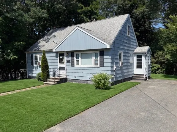 16 Longwood Ave, Peabody, MA 01960