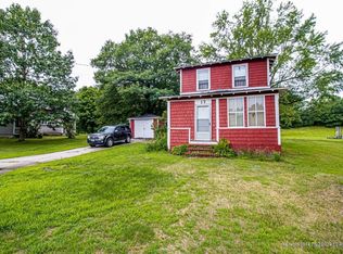 17 Park St, Wilton, ME 04294