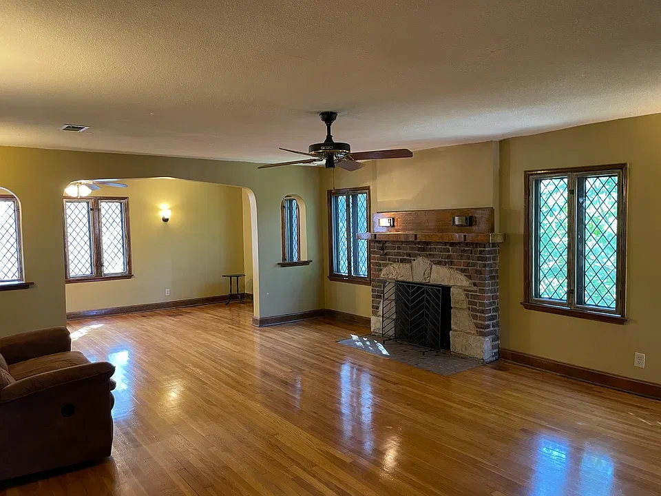 5701 Paseo Blvd #2