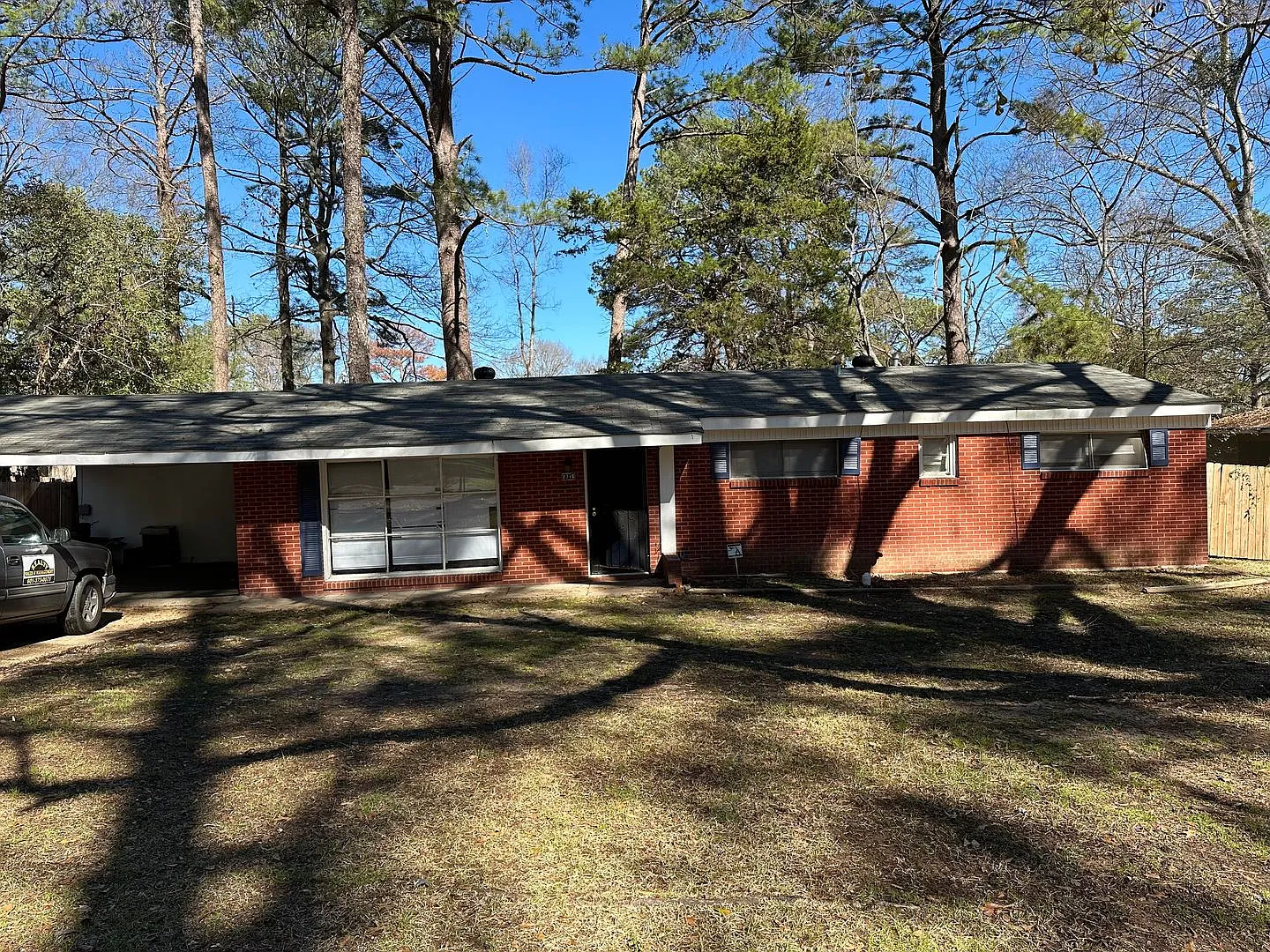 2710 E. Benwood Jackson, Ms 39204 — Photo 2
