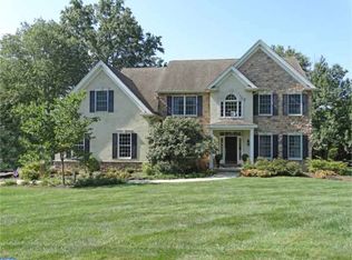 990 Springhouse Rd, Jenkintown, PA 19046