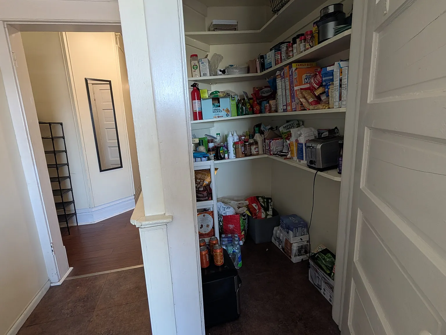 4 bed, 1350 sqft, $1,650 — Photo 4