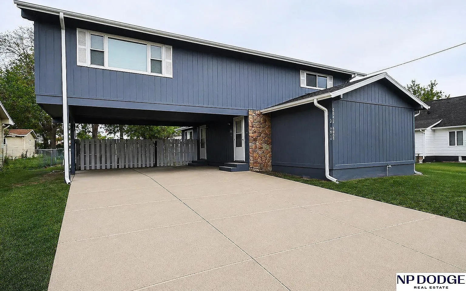 2 bed, 2080 sqft, $1,850 — Photo 1