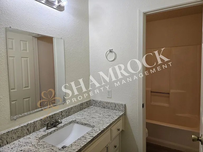 10709 Apache Dr — Photo 14